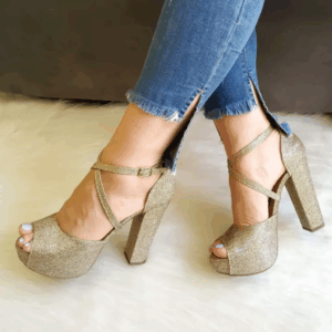 Ref H1 – Sandália Meia-Pata – Salto 13 cm com 4 cm de Pata (na frente) – numeração disponível do 33 ao 39
