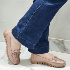 Ref C64 - Mocassim em Couro Legítimo com Palmilha Confort e Solado Tratorado Flexível - numeração disponível do 34 ao 40