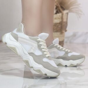 Ref C40 – NOVIDADE: Tênis Feminino Chunky – Altura: 4 cm atrás e 3 cm na frente – numeração disponível do 34 ao 39