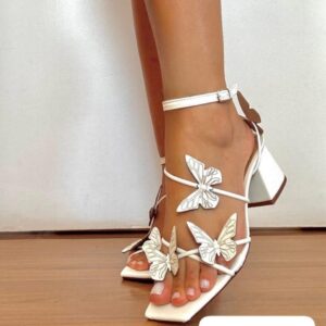 Ref AF55 – Sandália Borboleta com Tiras Finas – Salto Bloco 5 cm – numeração disponível do 33 ao 40