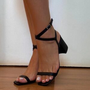Ref AF59 - Sandália com Tiras Finas - Salto Bloco 7 cm - numeração disponível do 33 ao 40