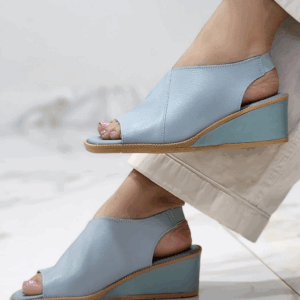 Ref C39 - Anabela em Couro Legítimo - Salto 5 cm - numeração disponível do 34 ao 40