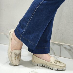 Ref C64 - Mocassim em Couro Legítimo com Palmilha Confort e Solado Tratorado Flexível - numeração disponível do 34 ao 40